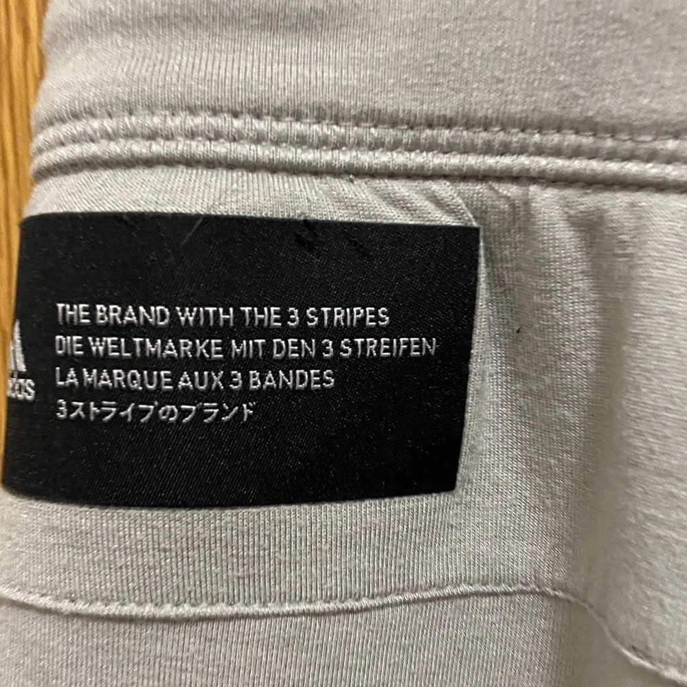 Adidas Men's Light Gray Joggers size medium